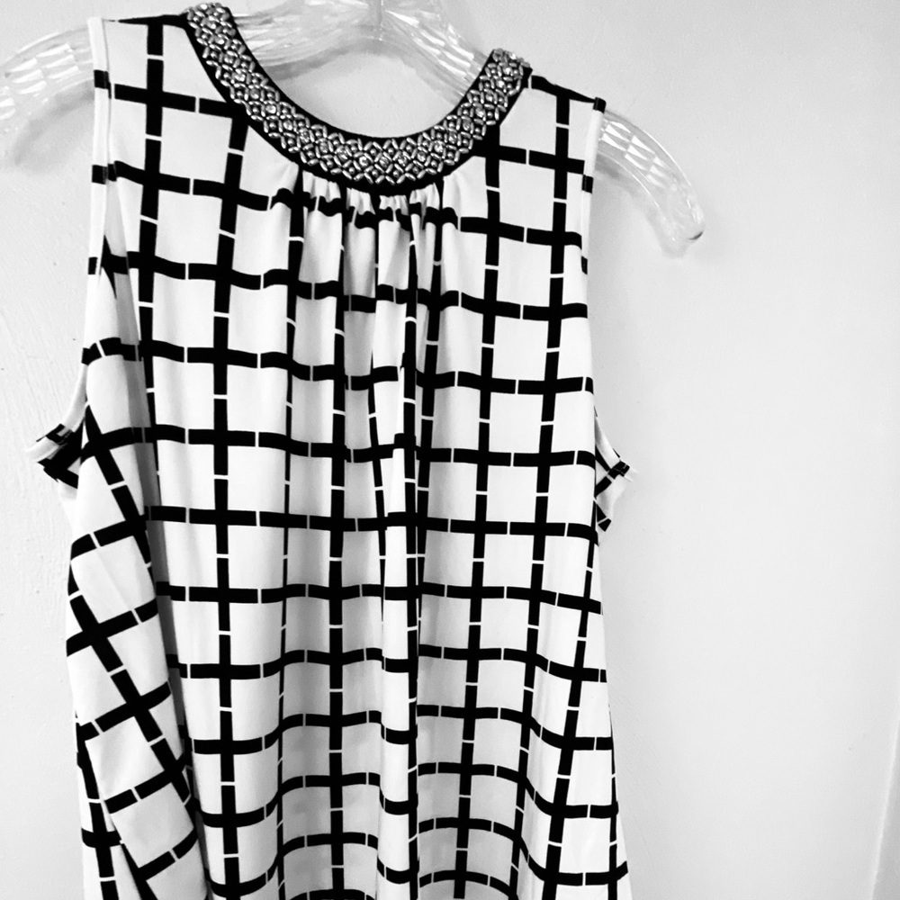 Per Seption Top. Black/ White. Sz M.